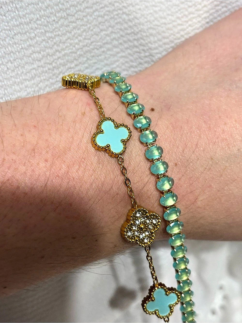 Gold-Tone blue Clover Bracelet Set